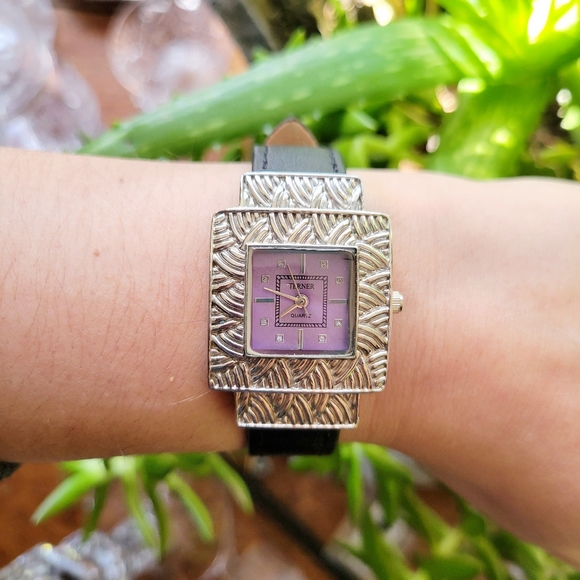Classic Terner Quartz Watch - Picture 6 of 11